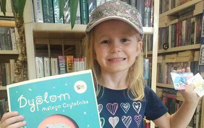 Zdjęcie do WYR&Oacute;ŻNIONE DZIECI W AKCJI "MAŁA KSIĄŻKA WIELKI CZŁOWIEK"